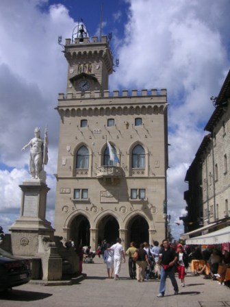 Piazza della Liberta and the Pallazzo Pubblico